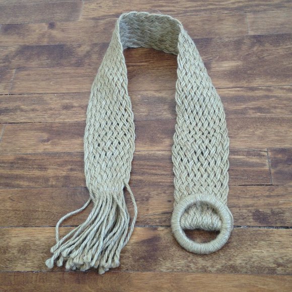 VINTAGE Straw Weaving Belt - Picture 2 of 3